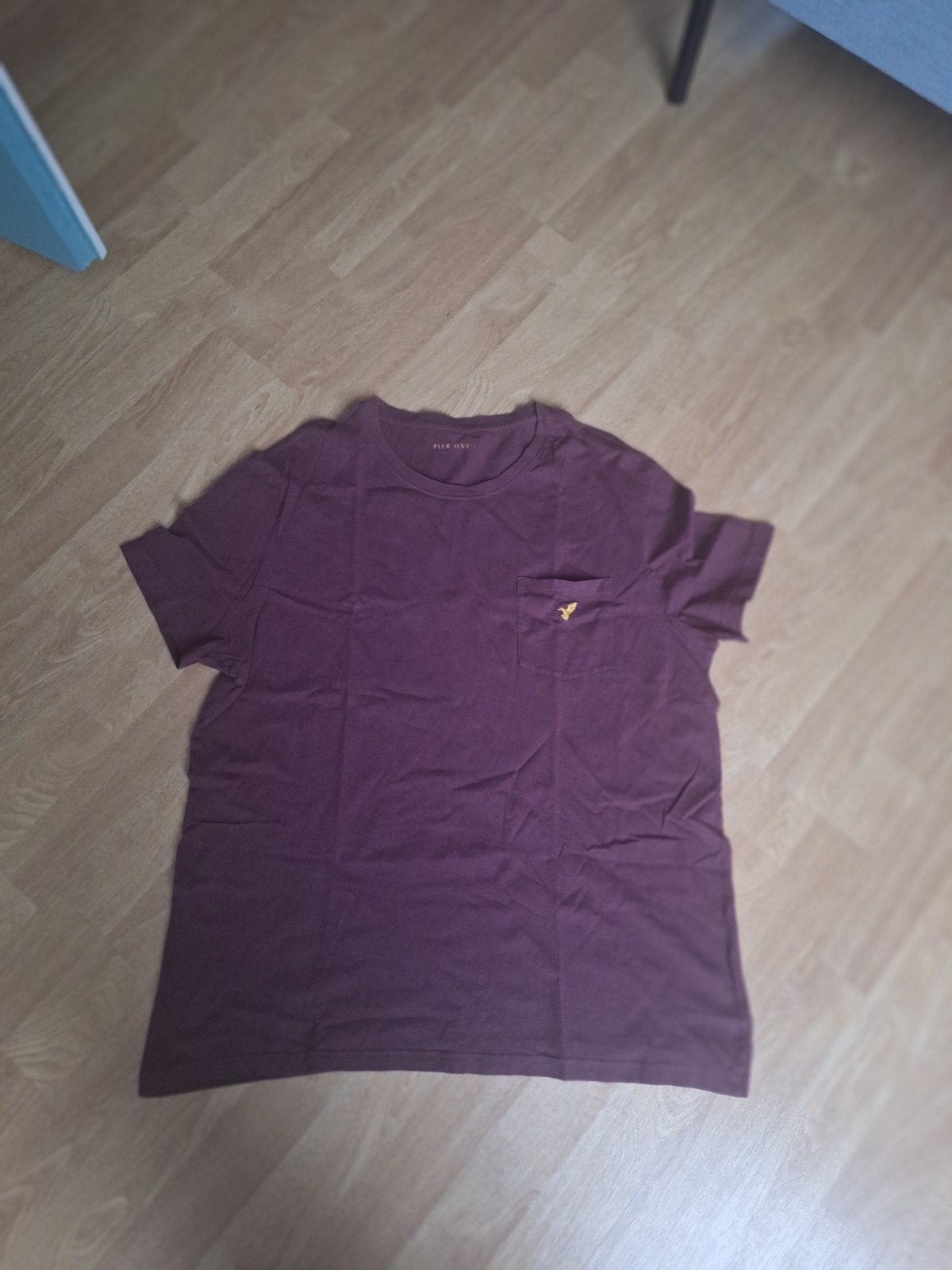 Pier One T-shirt met borstzakje en adelaar logo, Kleding | Heren, Maat 52/54 (L), Paars, Pier One, Ophalen of Verzenden