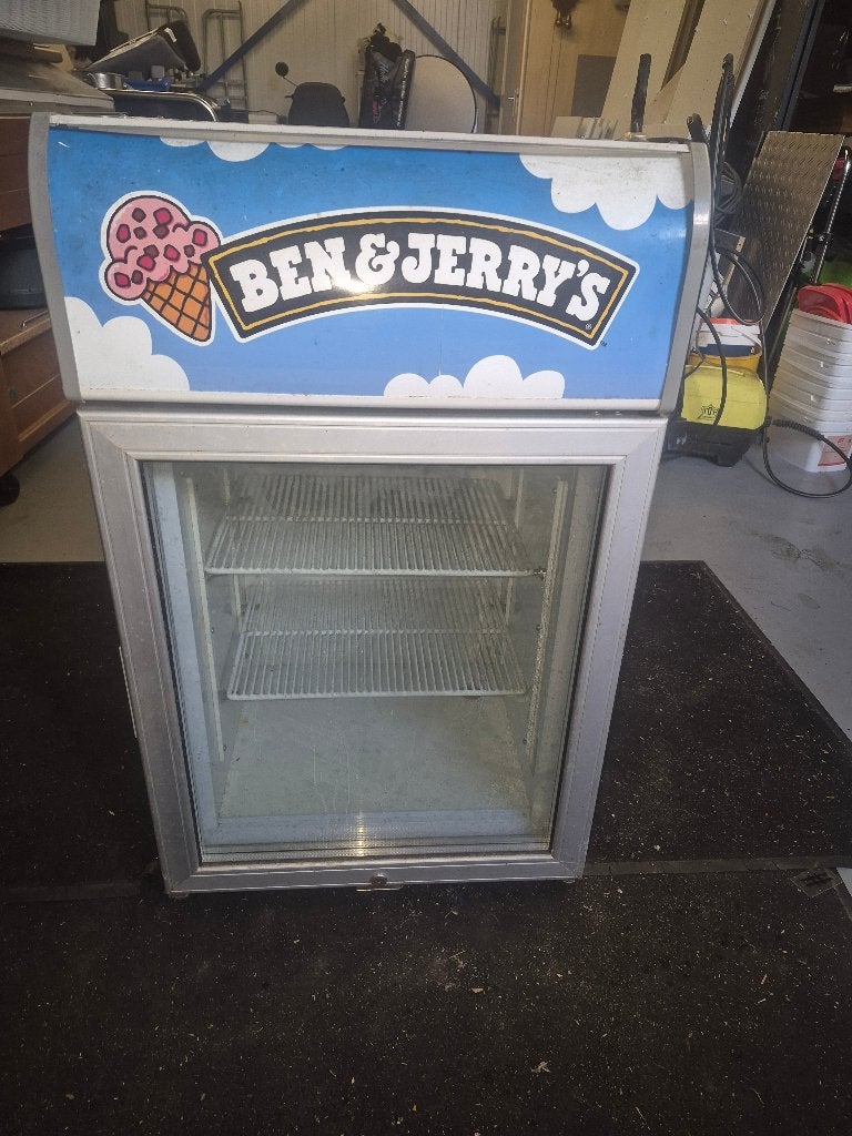 Kleine Ben en Jerry ijsvriezer, Ophalen, Minder dan 85 cm, Minder dan 75 liter, 45 tot 60 cm