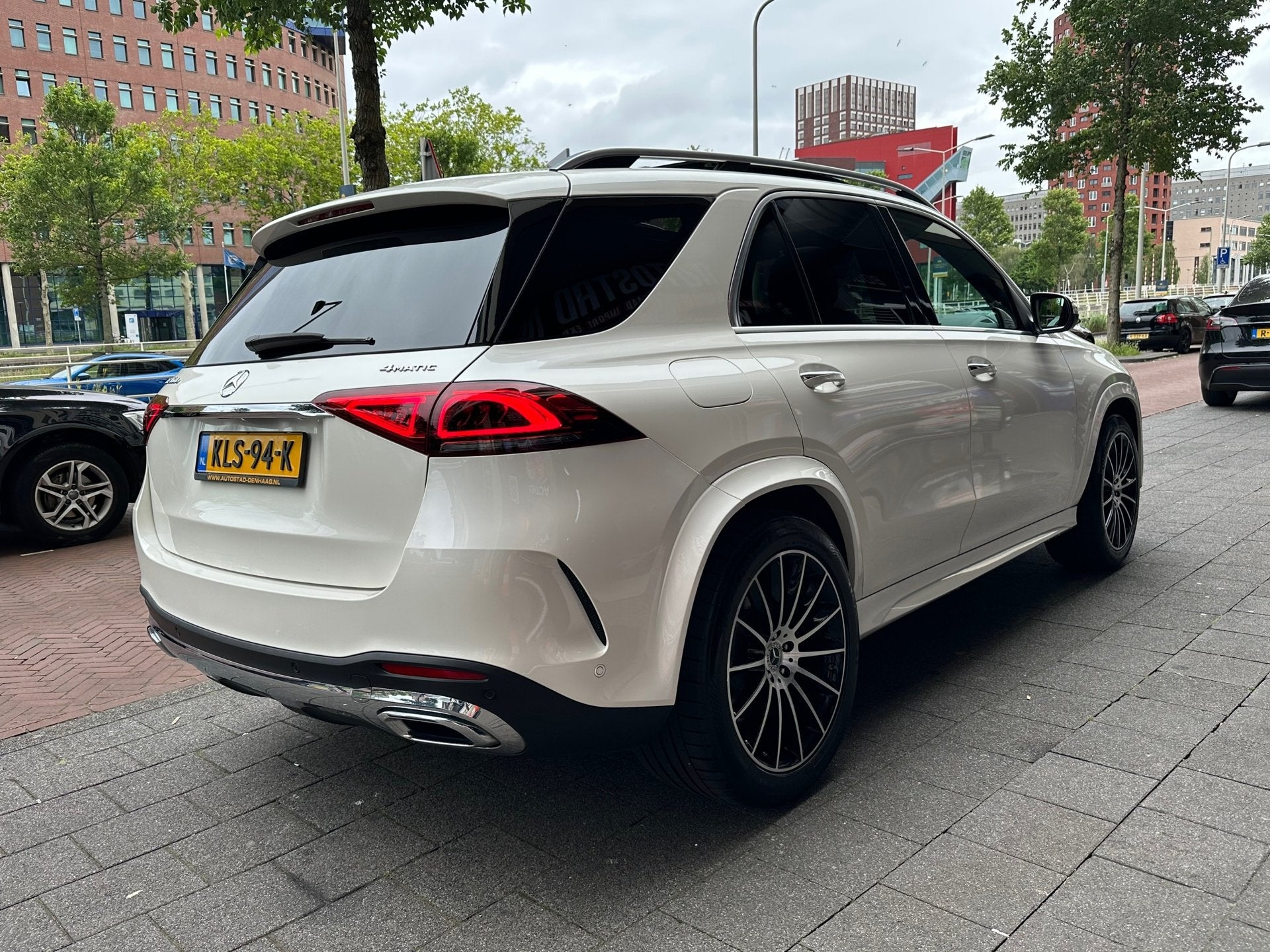 Mercedes-Benz GLE-klasse 350 e 4MATIC Premium Plus, Auto's, Gebruikt, Euro 6, 4 cilinders, GLE