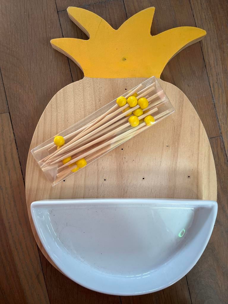 Ananas borrelplankje met prikkers en dipschaaltje, Ophalen of Verzenden, Nieuw