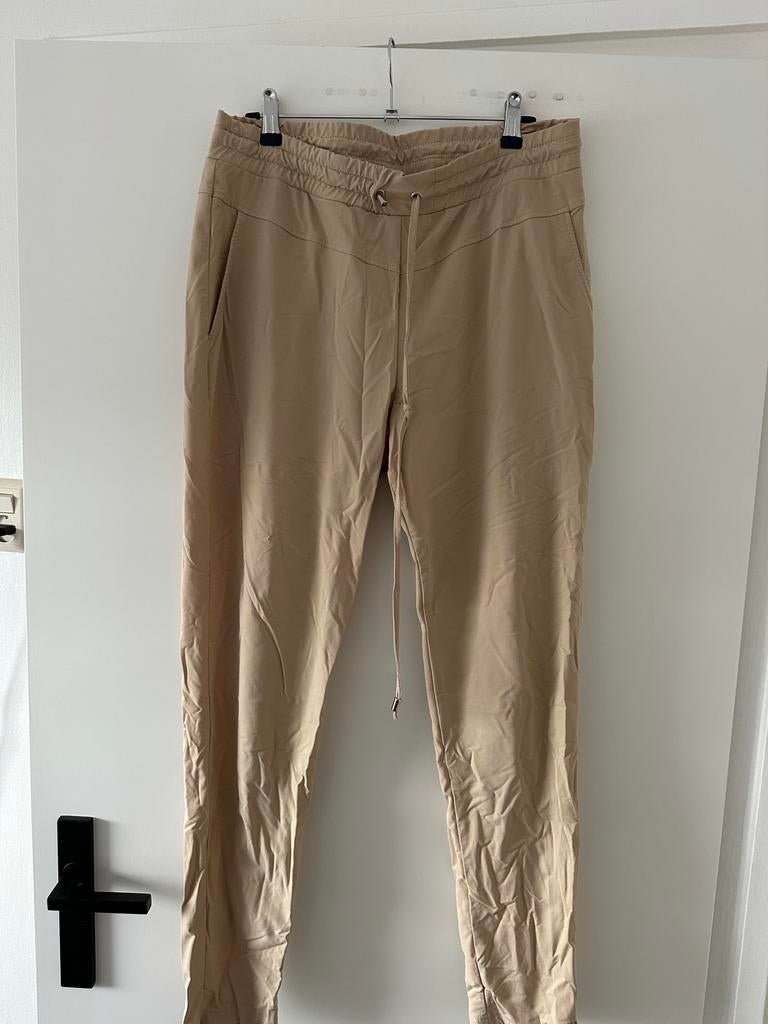 &Co Woman Penny Pants - Beige Jogger Maat M, Maat 38/40 (M), Beige, Ophalen of Verzenden, Zo goed als nieuw