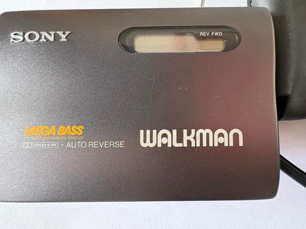Sony WM EX 50 Walkman met hoes en koptelefoon, Audio, Tv en Foto, Walkmans, Discmans en Minidiscspelers, Ophalen of Verzenden