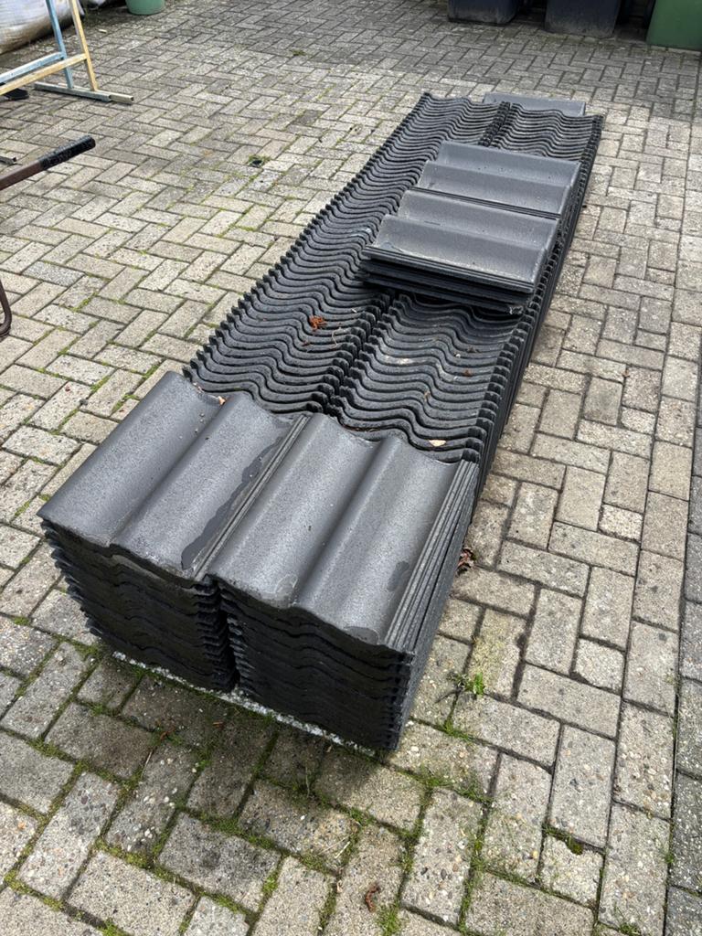 160 sneldek monier novo+ zwart nieuw, Doe-het-zelf en Verbouw, Dakpannen en Dakbedekking, Ophalen, Overige materialen, 10 tot 15 m²