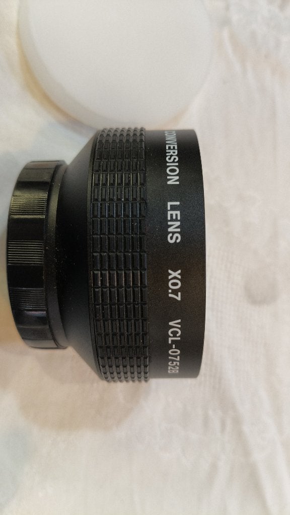Sony VCL-0752B wide conversion lens 0.7x, Ophalen of Verzenden, Gebruikt, Groothoeklens