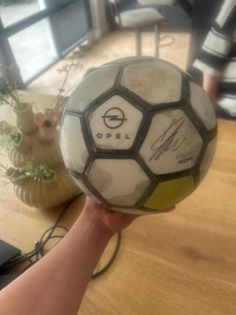 Opel bal gesigneerd door jurgen klop, Maat XL, Ophalen of Verzenden, Gebruikt, Bal