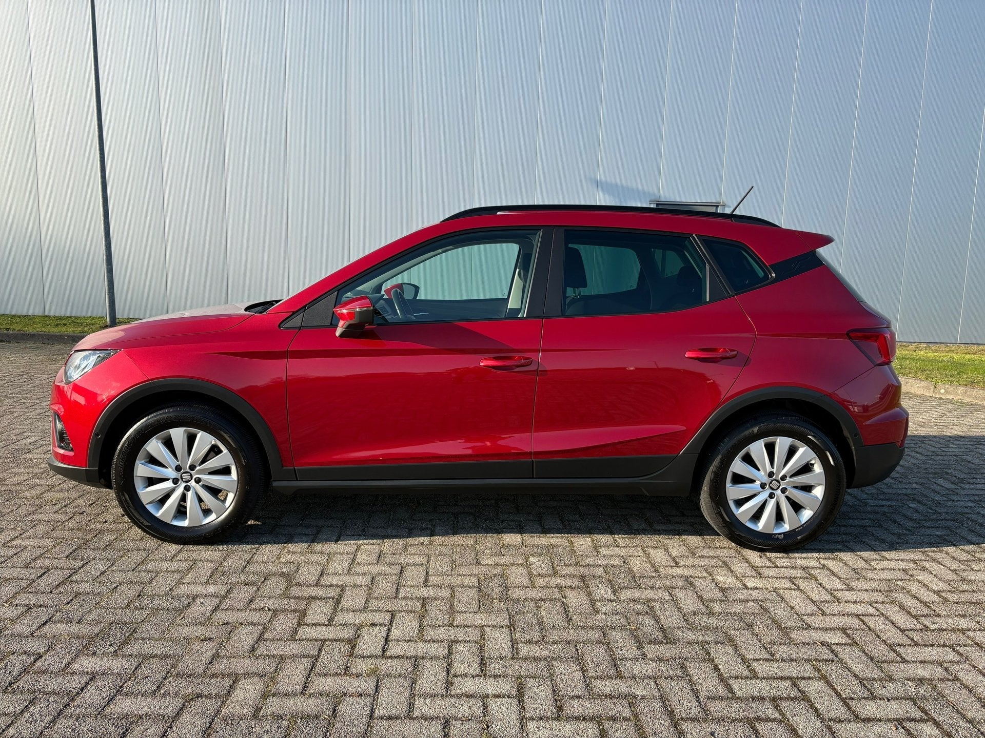 Seat Arona 1.0 TSI Style Business Intense , Cruise control a, Gebruikt, 1064 kg, 49 €/maand, Bedrijf