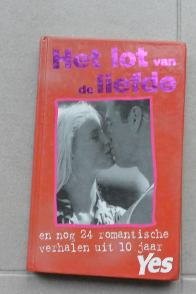 Het lot van de liefde en nog 24 romantische verhalen., Ophalen of Verzenden, Nieuw, Meerdere auteurs