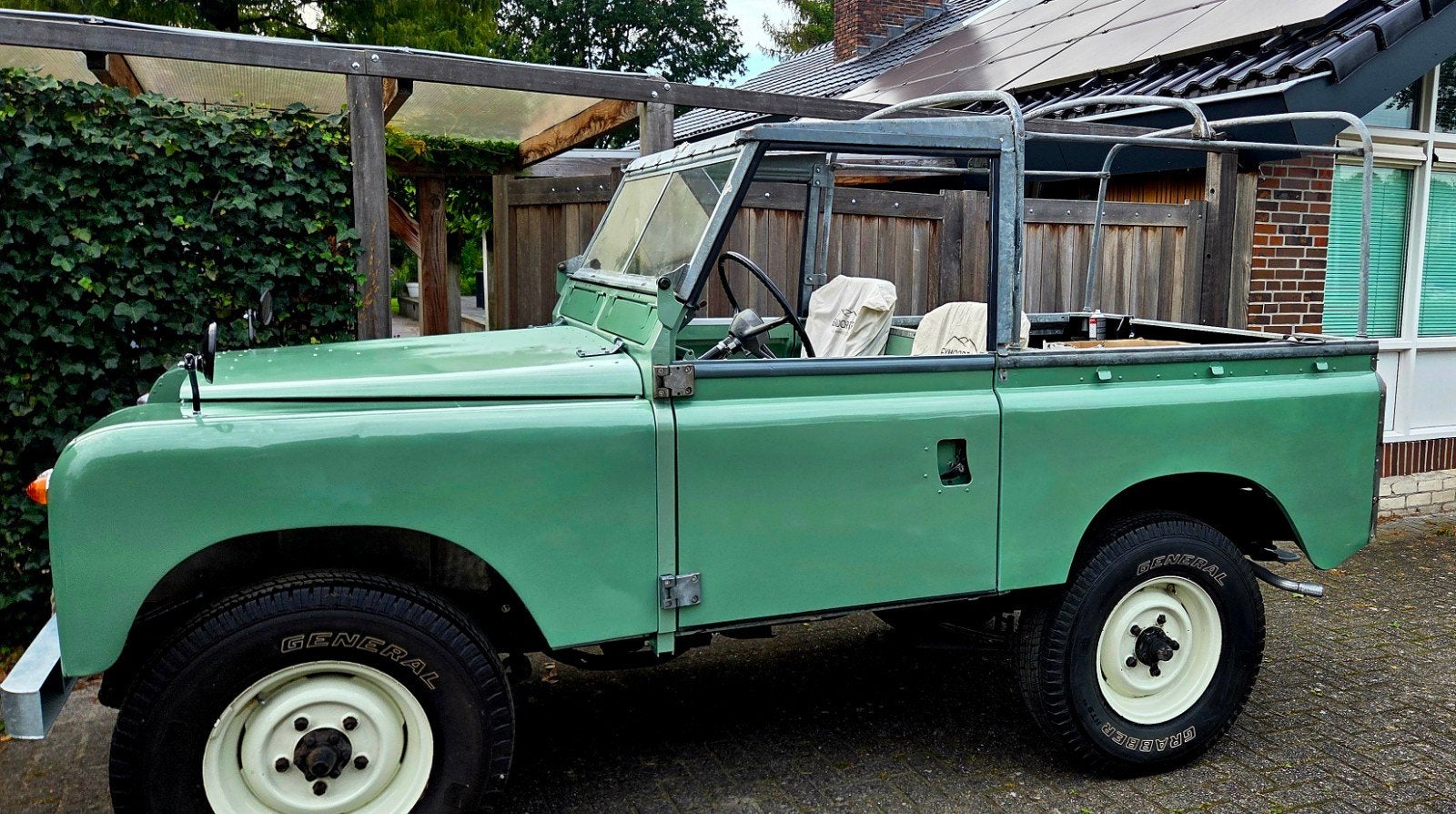 Land Rover 88 Metaltop 4WD 1978, Auto's, 2500 cc, 1380 kg, 4 stoelen, Origineel Nederlands