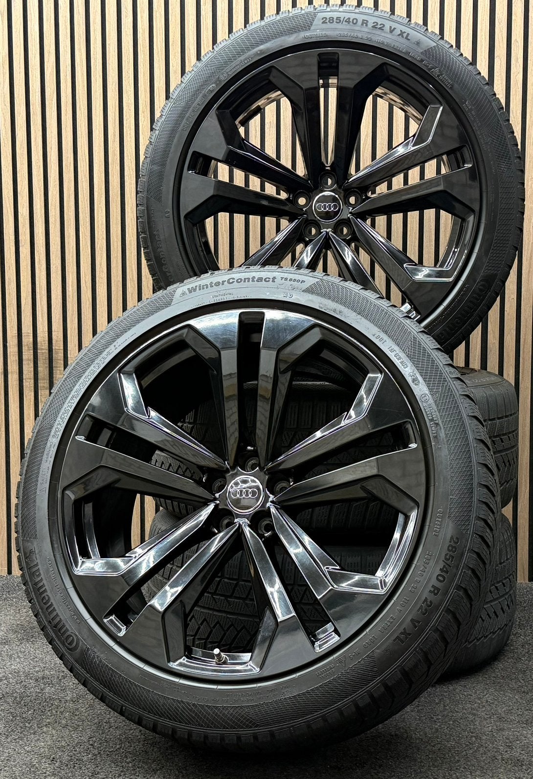 Originele 22 inch Audi Q8 SQ8 RSQ8 5x112 ET21 Continental AO, Ophalen, 285 mm, ., Banden en Velgen