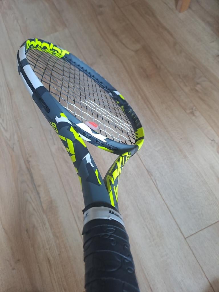 Babolat Pure Aero Junior 26 Tennisracket, Sport en Fitness, Tennis, Ophalen of Verzenden, Zo goed als nieuw, L0, Racket