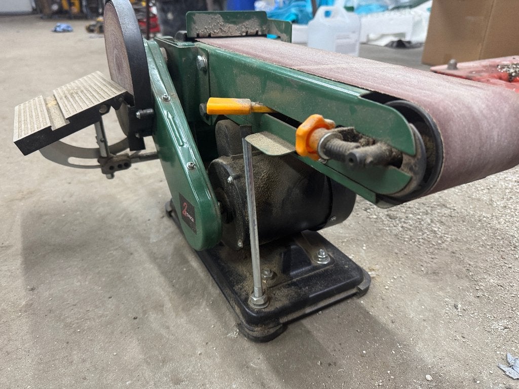 Bandschuurmachine 2force tafelmodel - defect, Ophalen, Gebruikt, Minder dan 600 watt, Bandschuurmachine