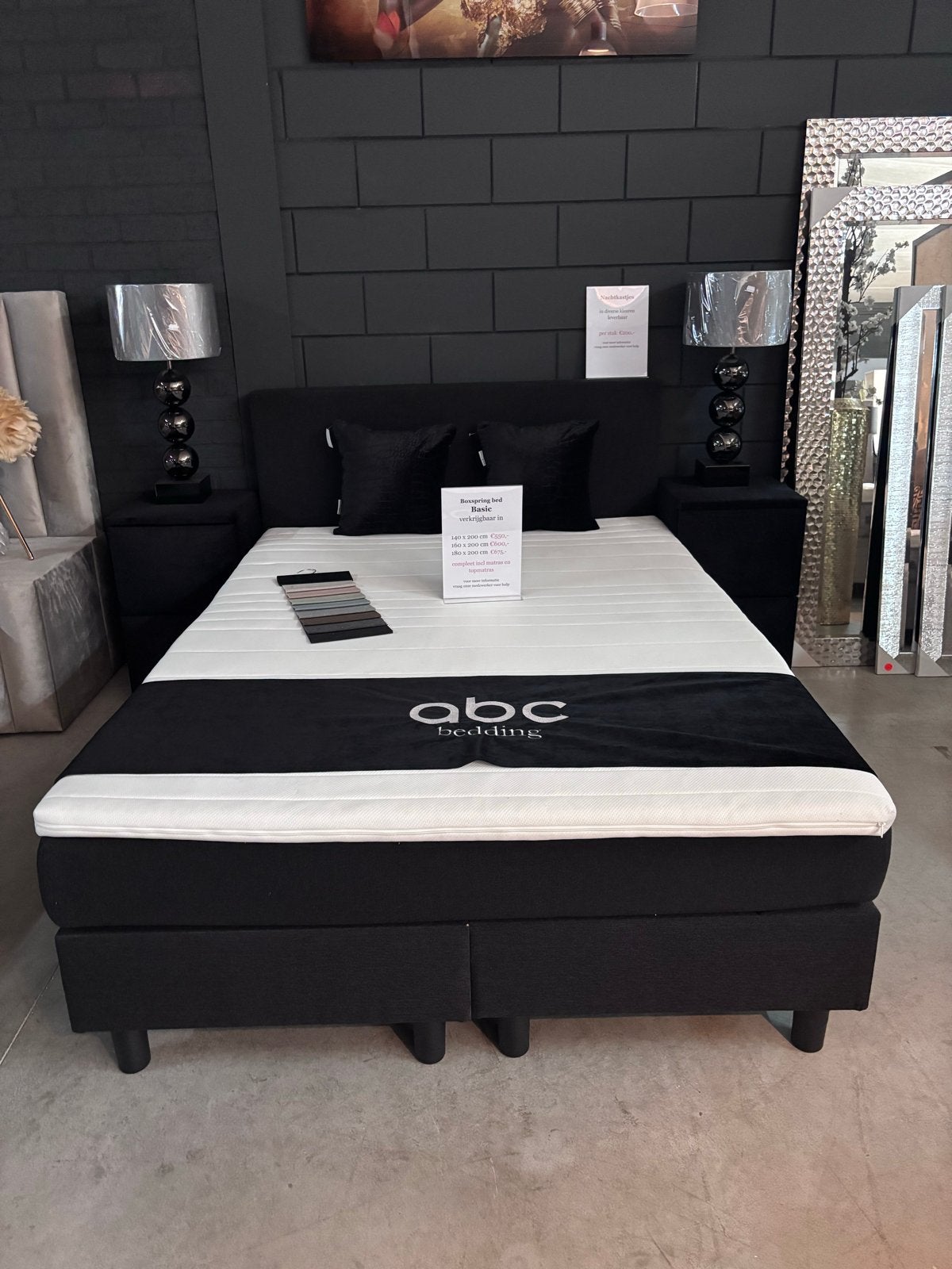 Basic boxspring COMPLEET met matras en topmatras
