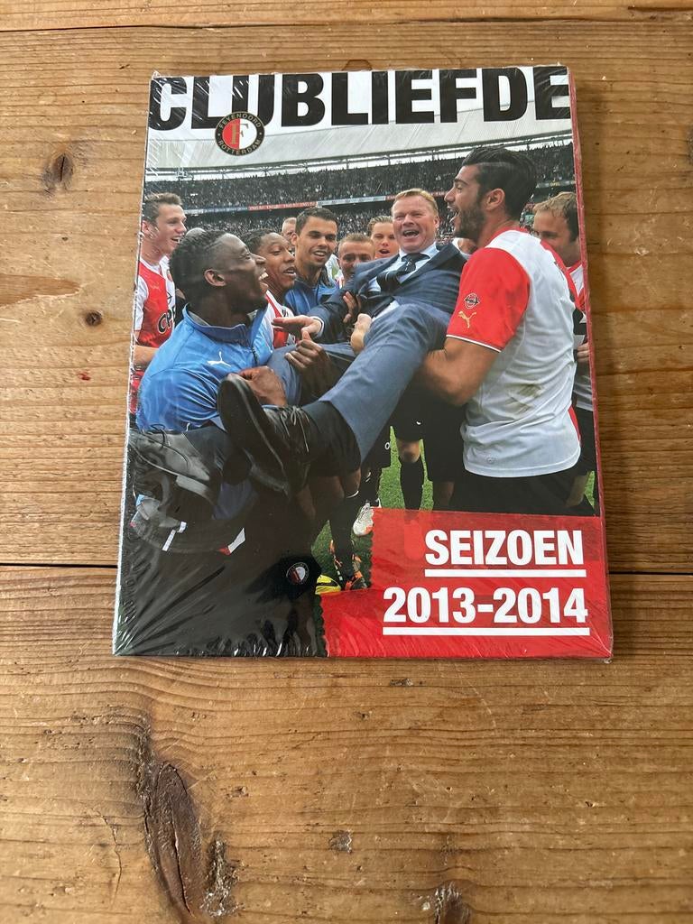 Clubliefde Feyenoord Seizoen 2013-2014, Alle leeftijden, Ophalen of Verzenden, Nieuw in verpakking, Voetbal