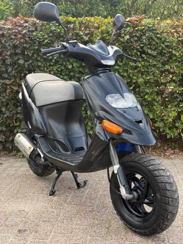 ⭐️Gilera stalker 50cc mat zwart 2 takt start en rijd goed ⭐️, Fietsen en Brommers, Niet ingevuld, Niet ingevuld, Niet ingevuld