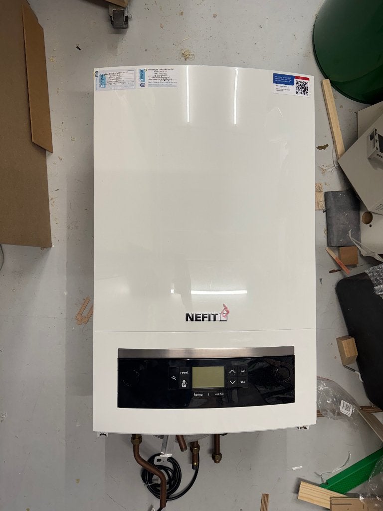 Nefit Trendline II HRC30 CW5 2018, onderhouden + handleiding, Ophalen, 30 tot 80 cm, Gebruikt, Hoog rendement (Hr)