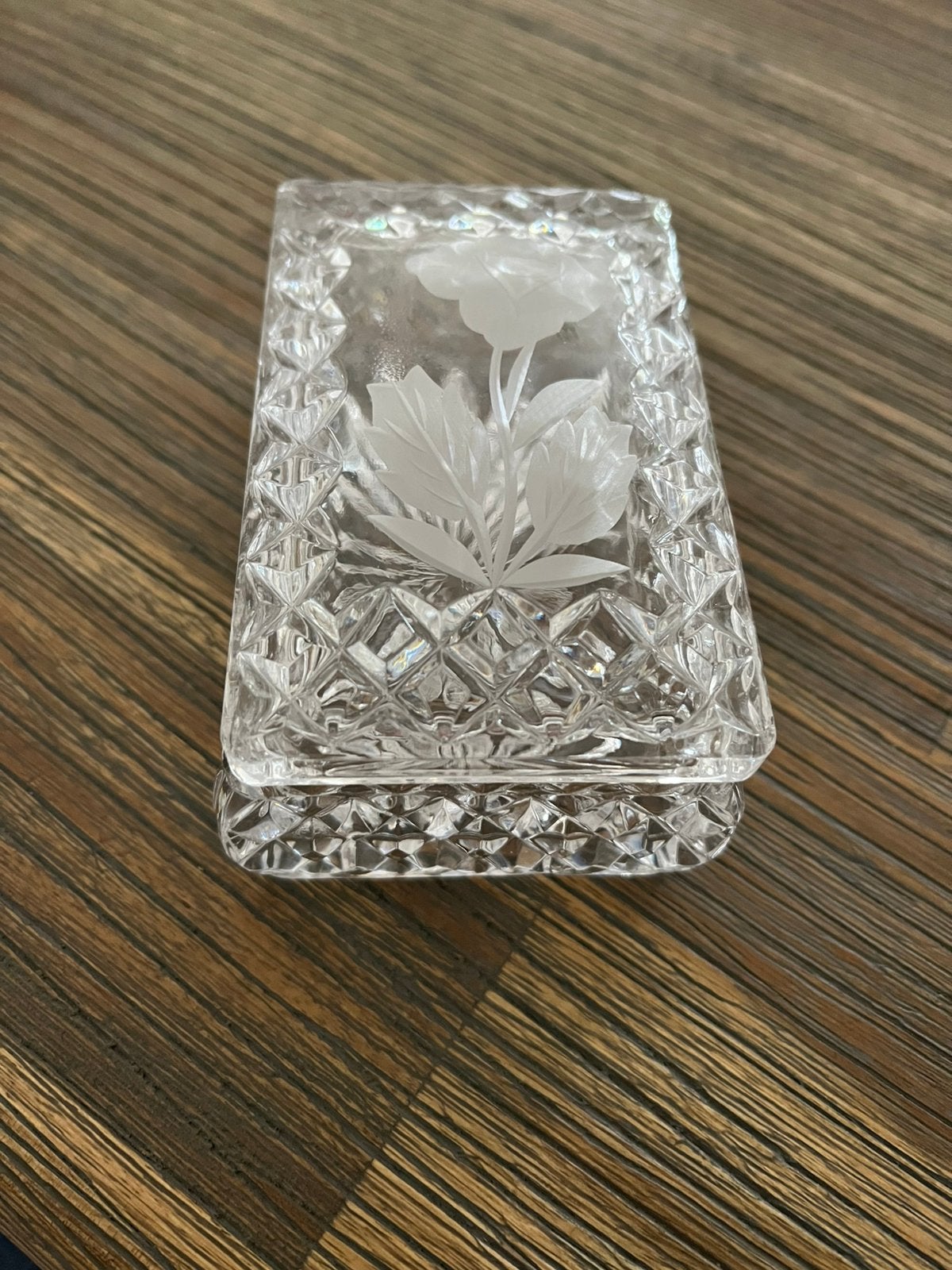 Kristallen sieraden doosje, Verzenden