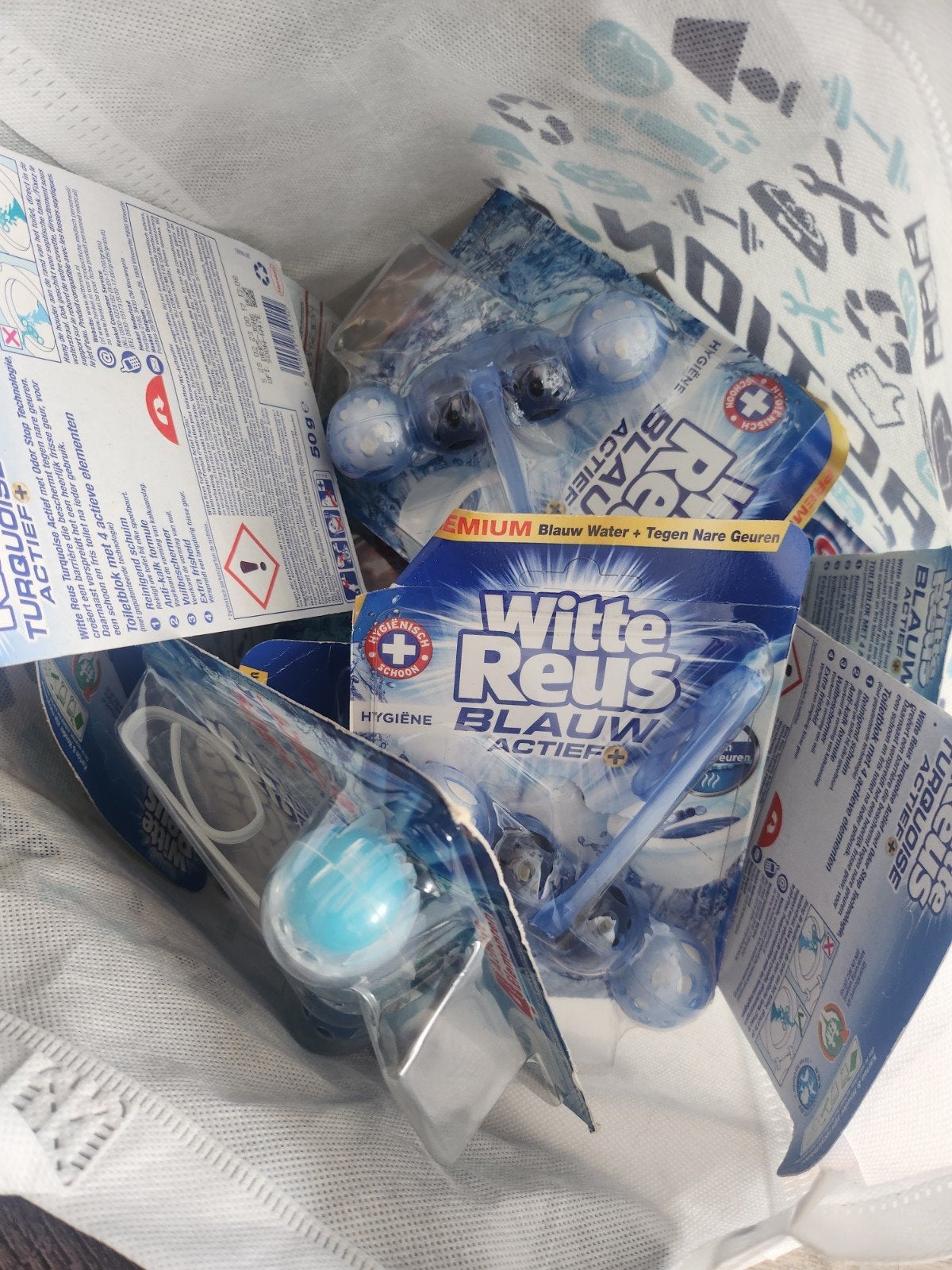 15x Witte Reus Toiletblokken Blauw Actief & Turquoise Actief, Huis en Inrichting, Schoonmaakartikelen, Ophalen of Verzenden, Schoonmaakmiddel