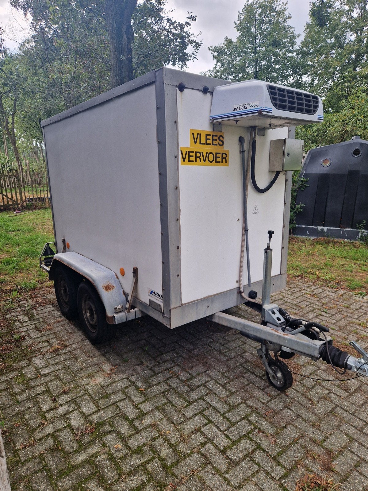 koel aanhanger, Ophalen