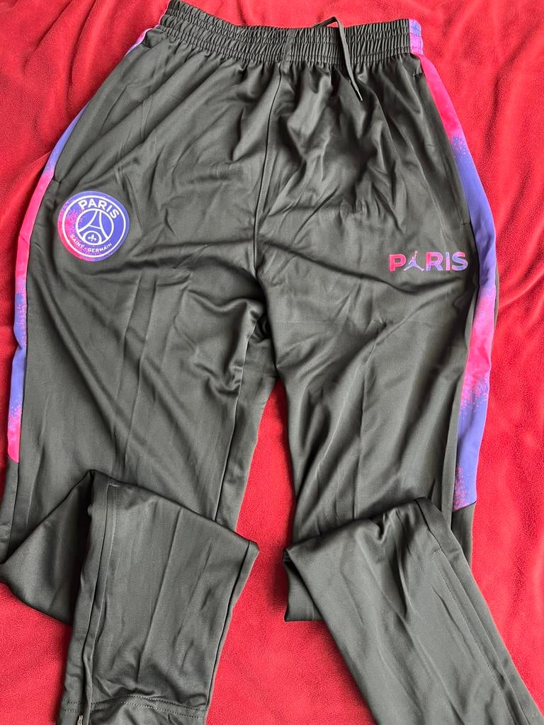 Paris traingbroek, Maat 48/50 (M), Zwart, Nieuw, Ophalen of Verzenden