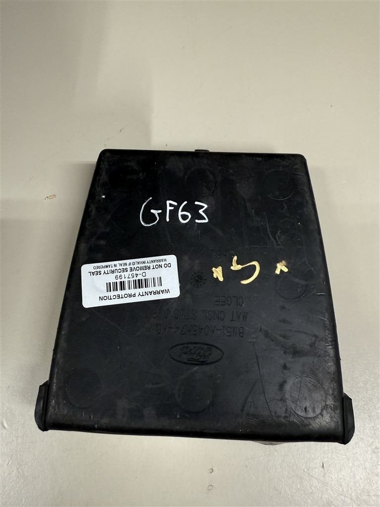 Ford Focus MK3 midden console opslag unit tray BM51-A045H74-, Ophalen of Verzenden, Zo goed als nieuw