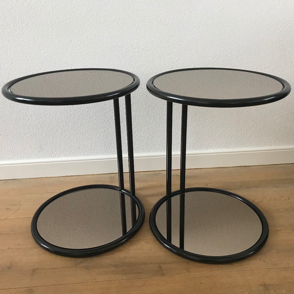 2 vintage bauhaus retro bijzet tafeltjes tafel rond design, Ophalen