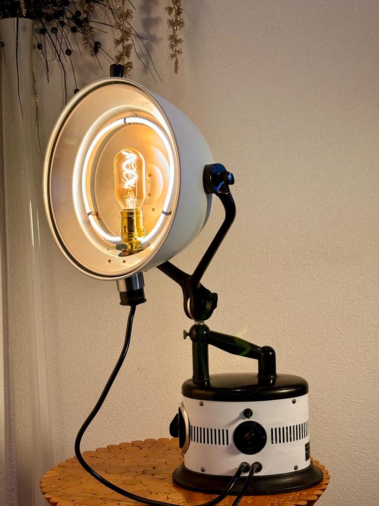 Tafel/Vloerlamp "Hanau”, Ophalen, Vintage,Funky,Home,Decoratief,Cool,Retro,Industrieel,Design., Gebruikt, 50 tot 75 cm