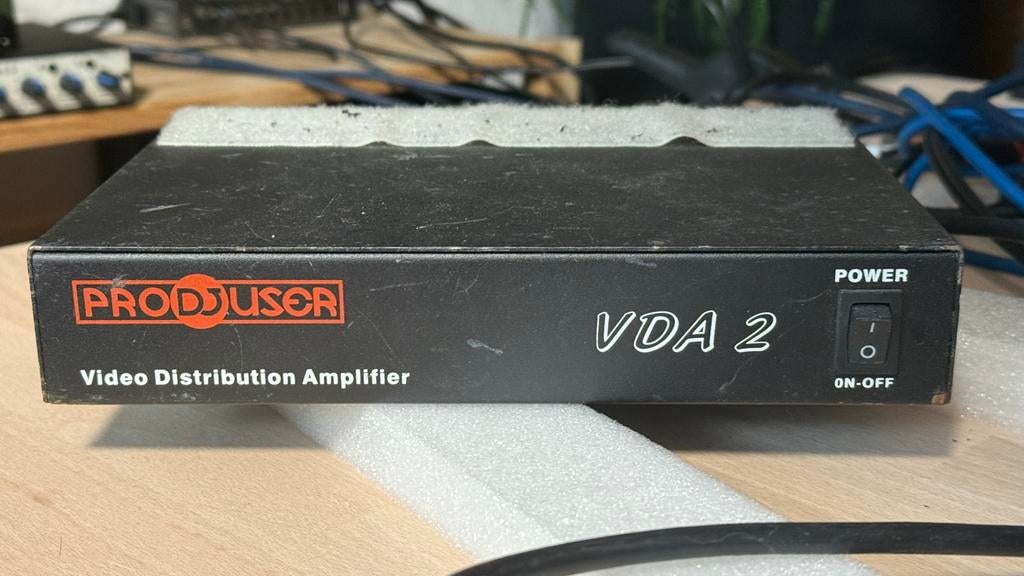 Prodjuser VDA2 video distributie versterker, Ophalen of Verzenden, Gebruikt, Video