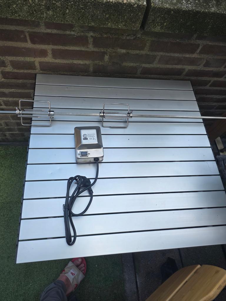 Rotisserie set met motor voor BBQ of grill, Ophalen of Verzenden, Zo goed als nieuw, Onbekend