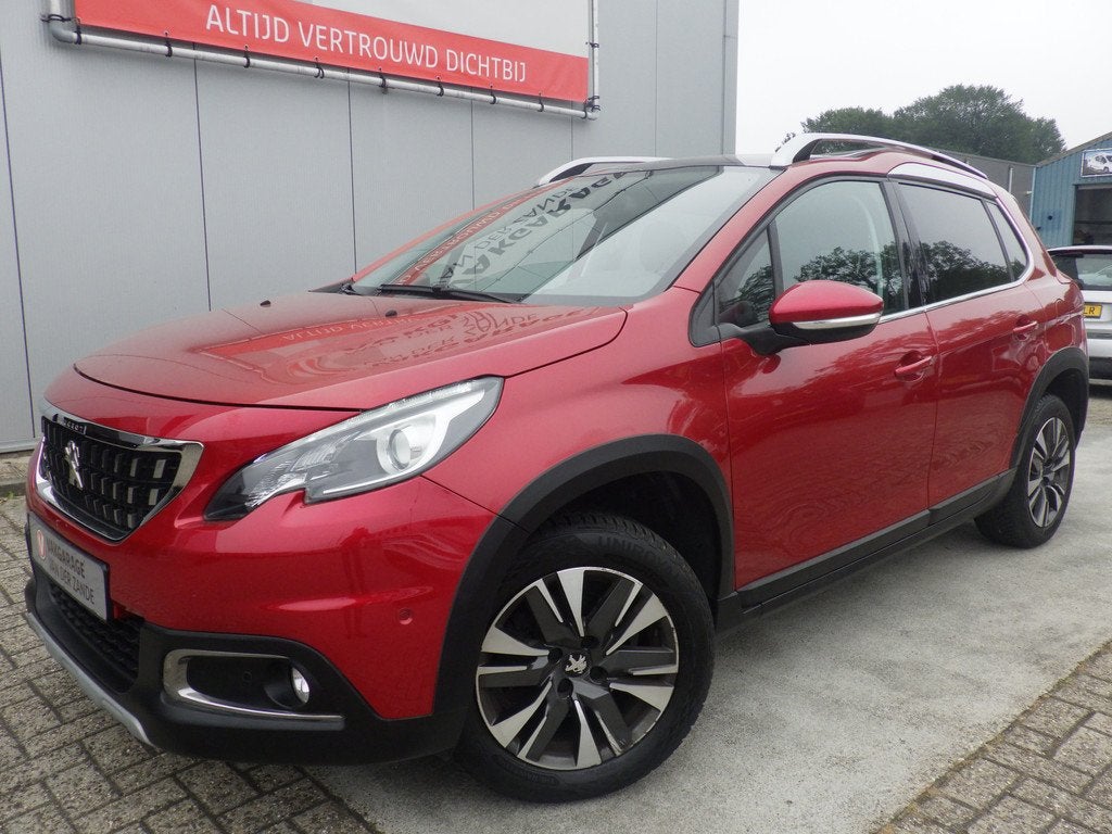 Peugeot 2008 1.2 Automaat Allure, Panodak, Camera, Cruise, N, Auto's, Peugeot, Gebruikt, Zwart, 1199 cc, Leder en Stof