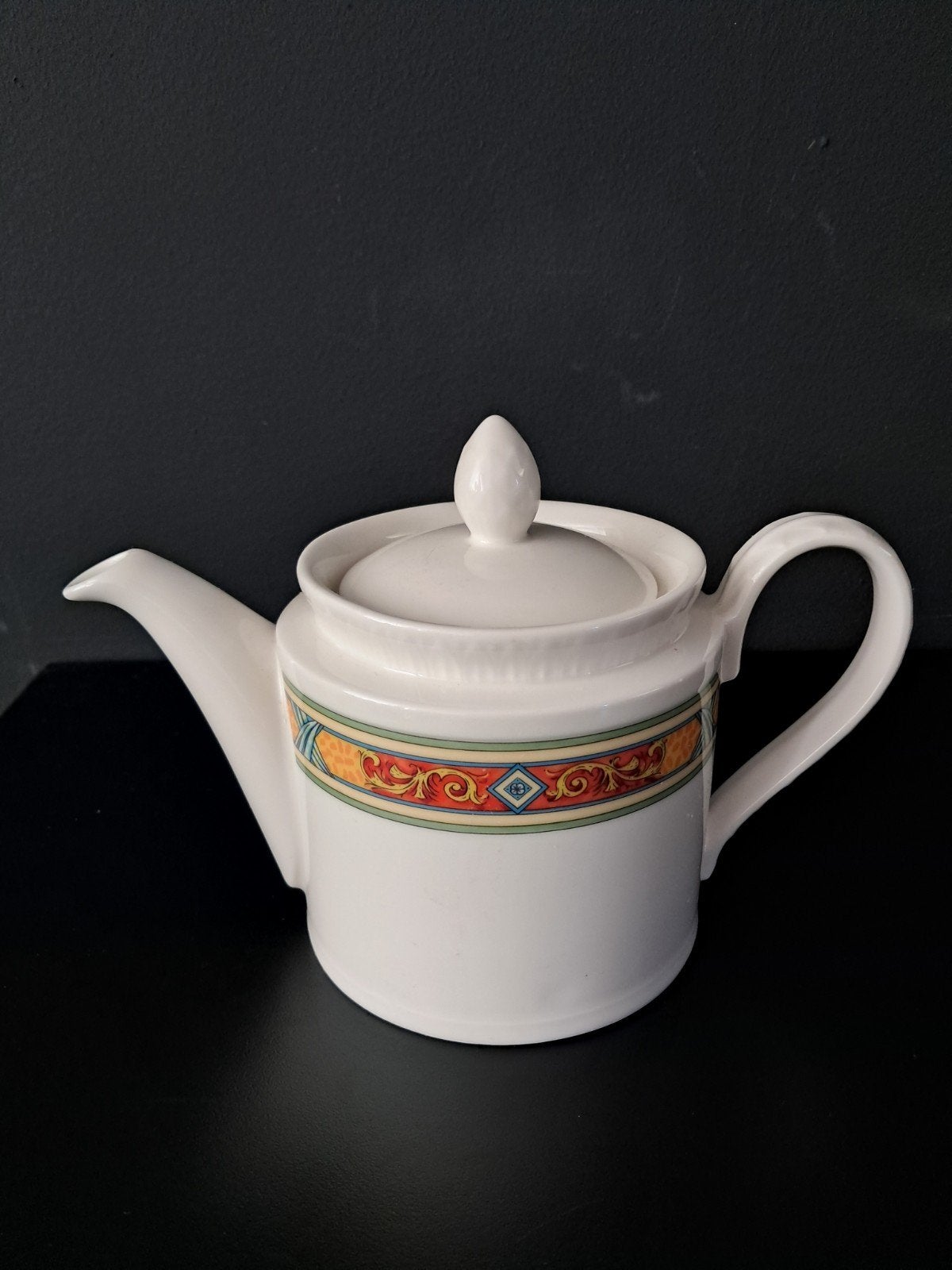 Vintage Villeroy & Boch Vavro Millenia theepot theekan, Klassiek, Villeroy & Boch, Ophalen of Verzenden, Zo goed als nieuw