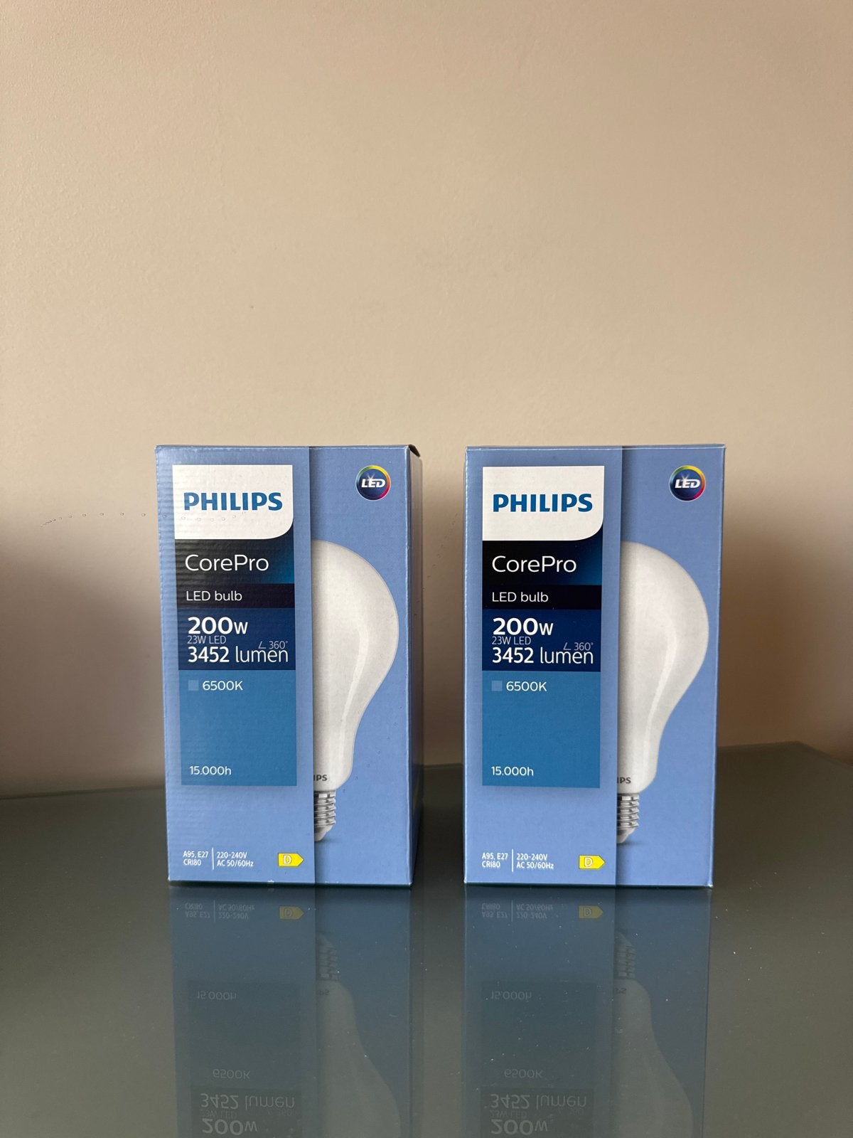 2x Philips CorePro LED lamp E27 200W 3452 lumen 6500K, Led-lamp, 60 watt of meer, Nieuw, E27 (groot)