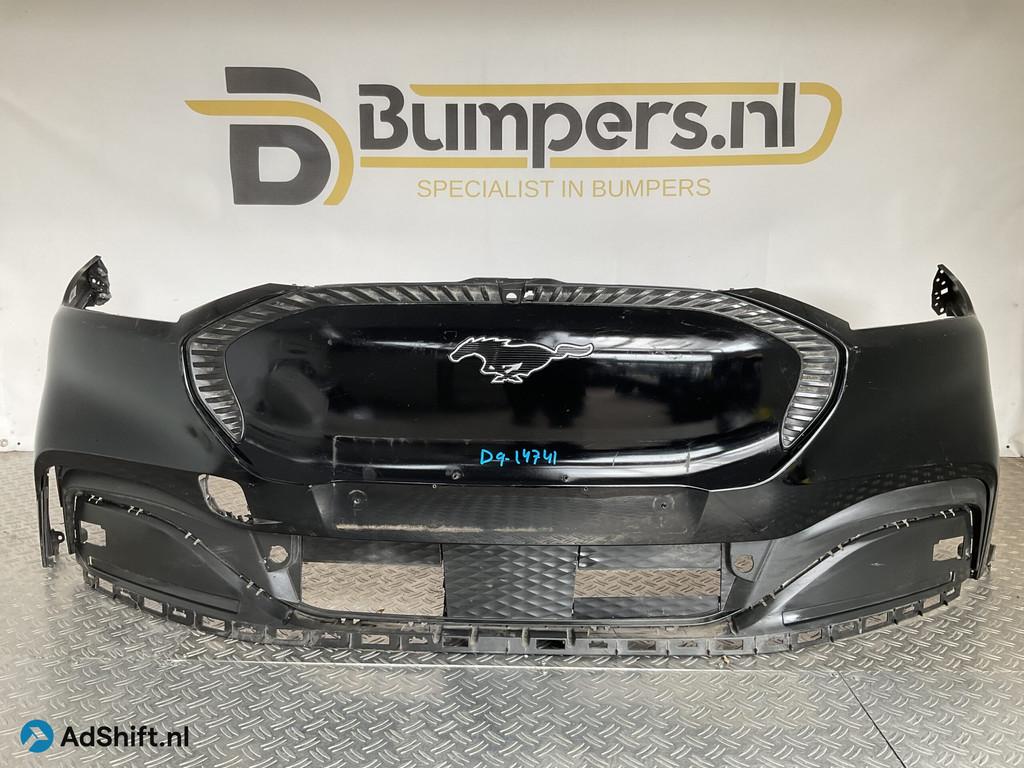 Bumper Ford Mustang Mach-E LJ8B-17E857-A Voorbumper D9-14741, Auto-onderdelen, Bumper