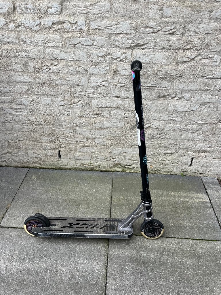 Madd MGP MGX T1 Stuntstep, Ophalen of Verzenden, Zo goed als nieuw, Gewone step, Madd Gear MGP