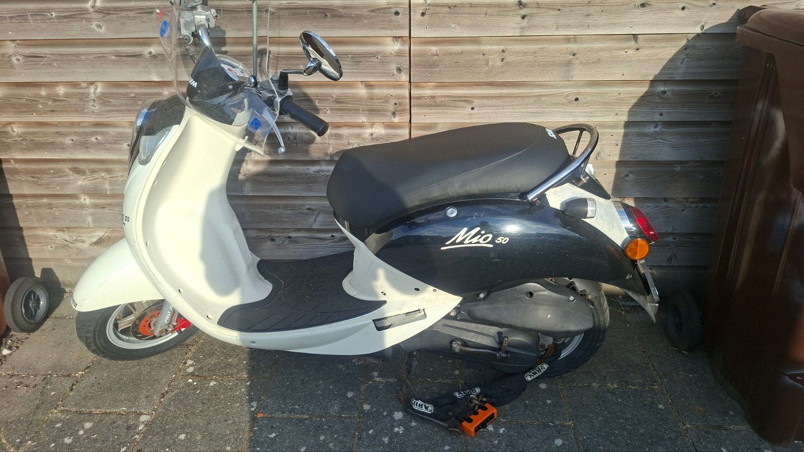 Sym Mio scooter 50cc uit 2016 - Blauw kenteken - Recent onde, Ophalen, Gebruikt, SYM, Benzine