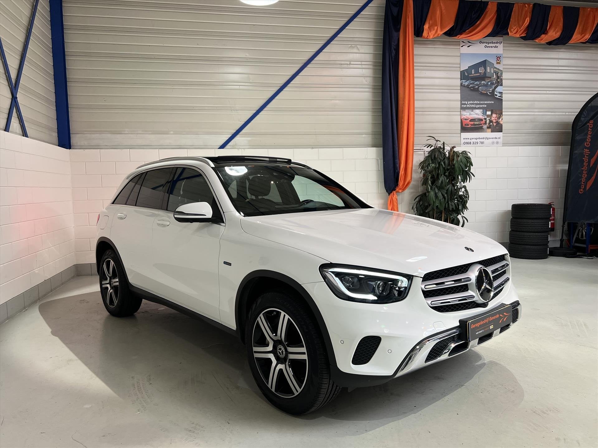 Mercedes GLC-Klasse 300e 320pk 4MATIC 9G Plug-in Hybride, Pa, Automaat, Gebruikt, 4 cilinders, 2000 kg