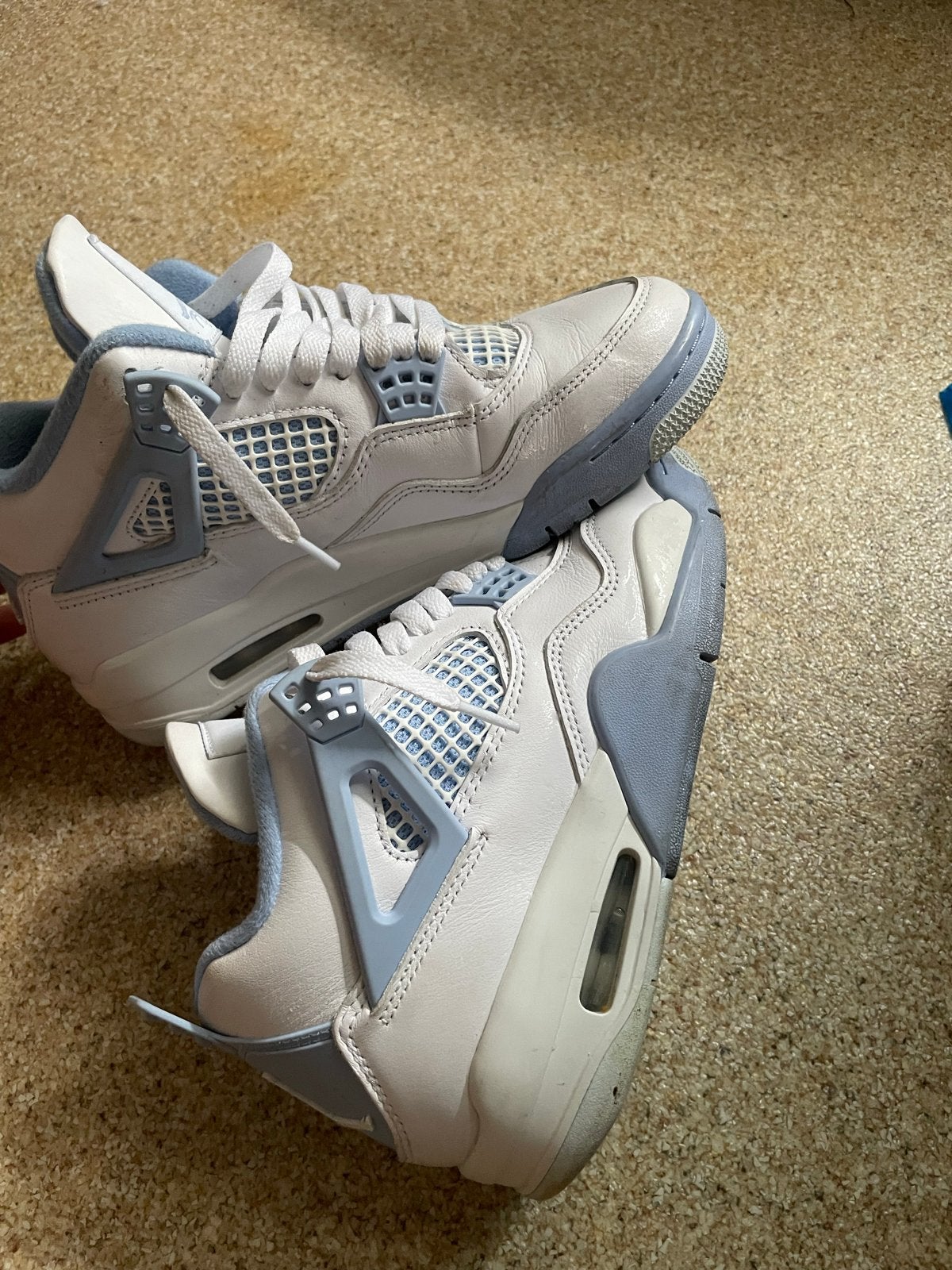 Nike Air Jordan 4 Retro University Blue - Maat 38, Wit, Ophalen of Verzenden, Sneakers of Gympen, Gedragen