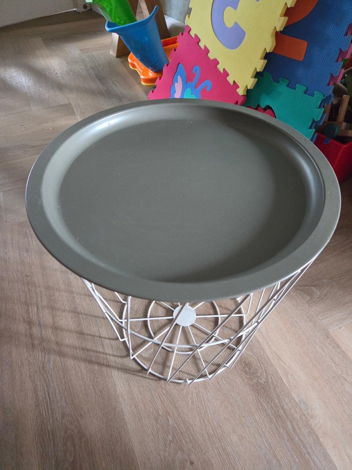 te koop bijzet tafel 40 cm hoog 38 cm breed, Ophalen, Nieuw, Rond, Metaal
