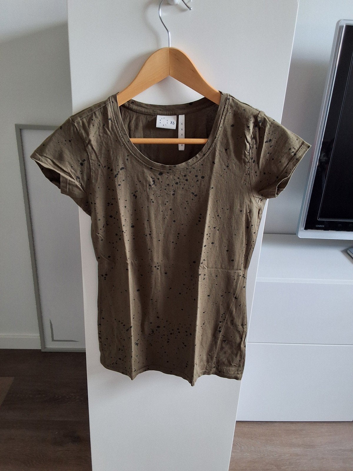 Shirtje van Antu Blue maat 158-164, Kinderen en Baby's, Ophalen of Verzenden, Zo goed als nieuw, Meisje, Shirt of Longsleeve