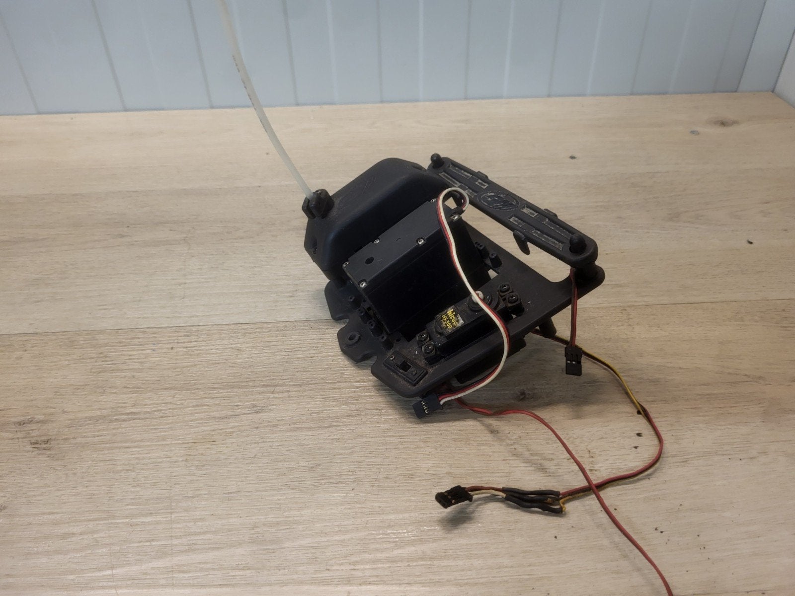fg 2wd servobox, Hobby en Vrije tijd, Benzine, Ophalen of Verzenden, Zo goed als nieuw, Onderdeel