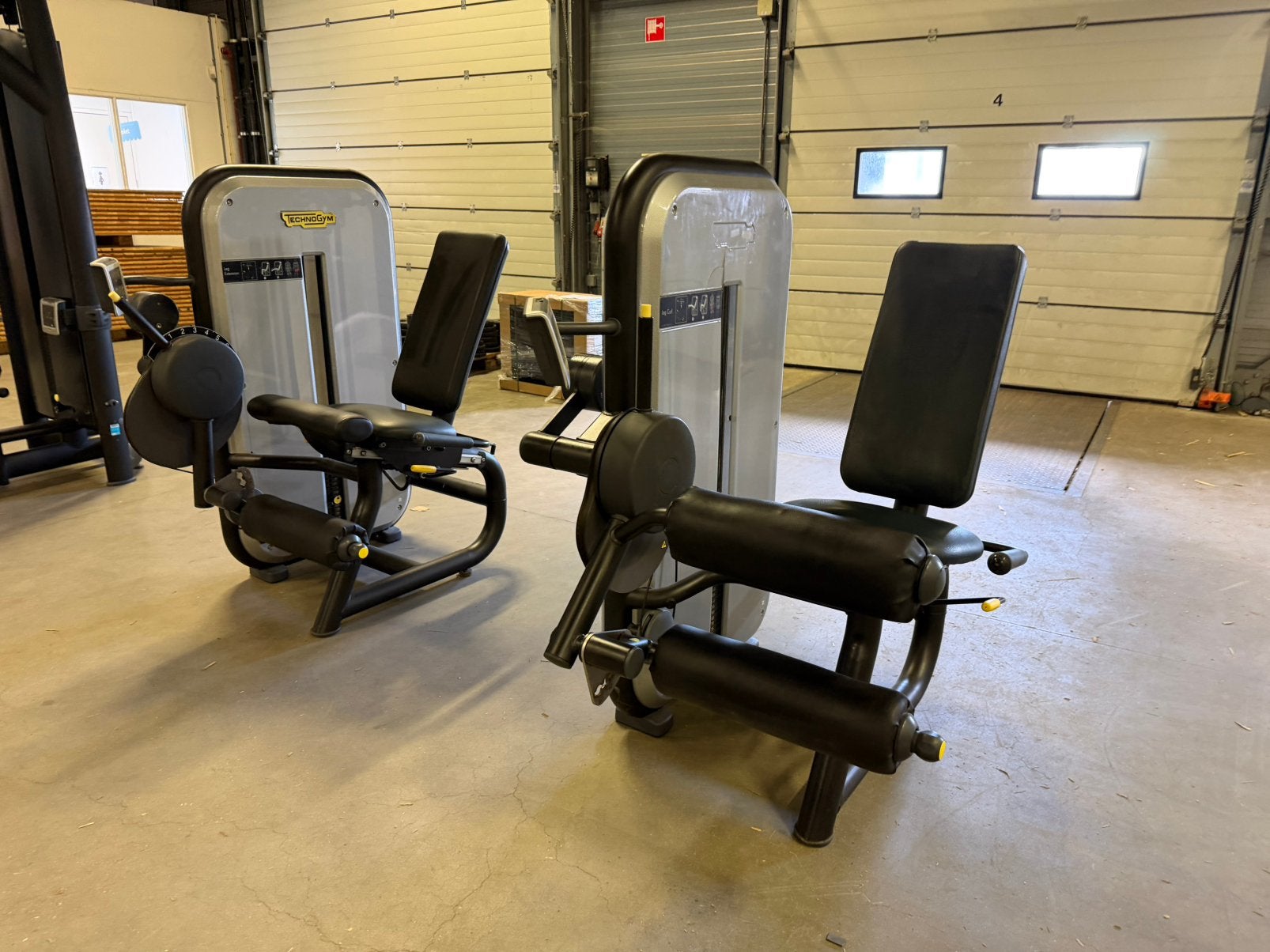 Technogym Leg Extension en Seat Leg Curl, Ophalen, Gebruikt, Benen, Overige typen