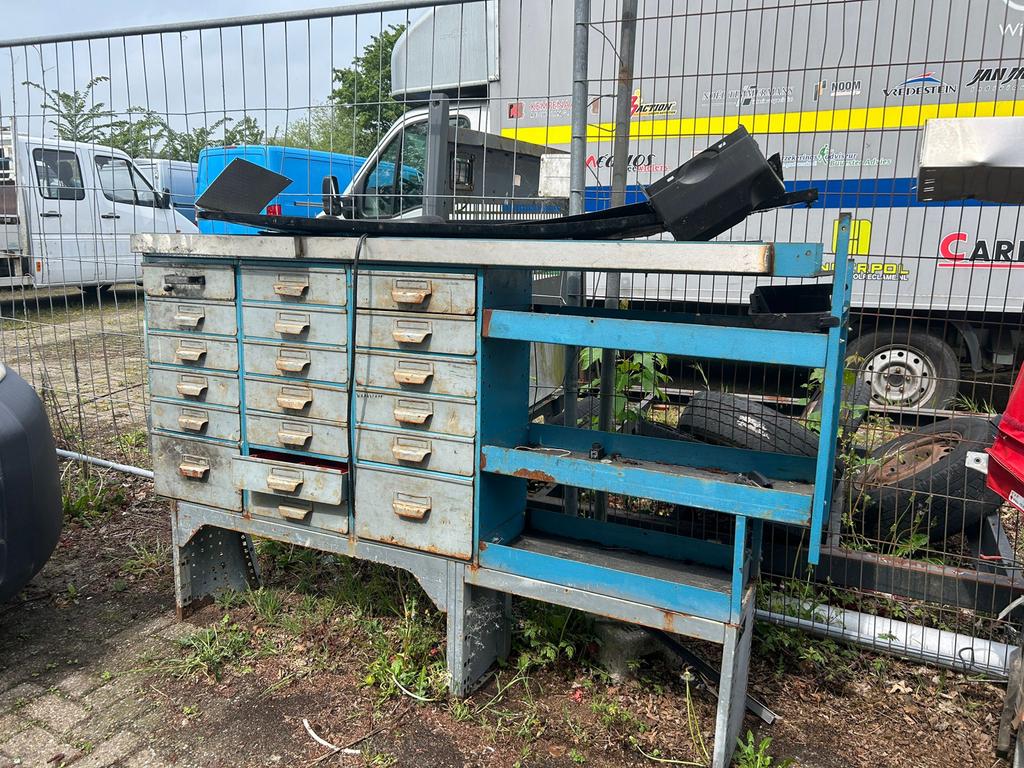 Bedrijfswageninrichting met ladekast en werkblad auto kasten, Ophalen of Verzenden, Zo goed als nieuw