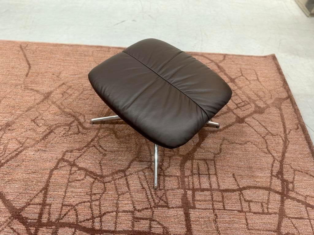 Nieuw Leolux Lodey voetenbank bruin leer design poef, Leolux, Info@leolux.nl, 50 tot 75 cm, Nieuw