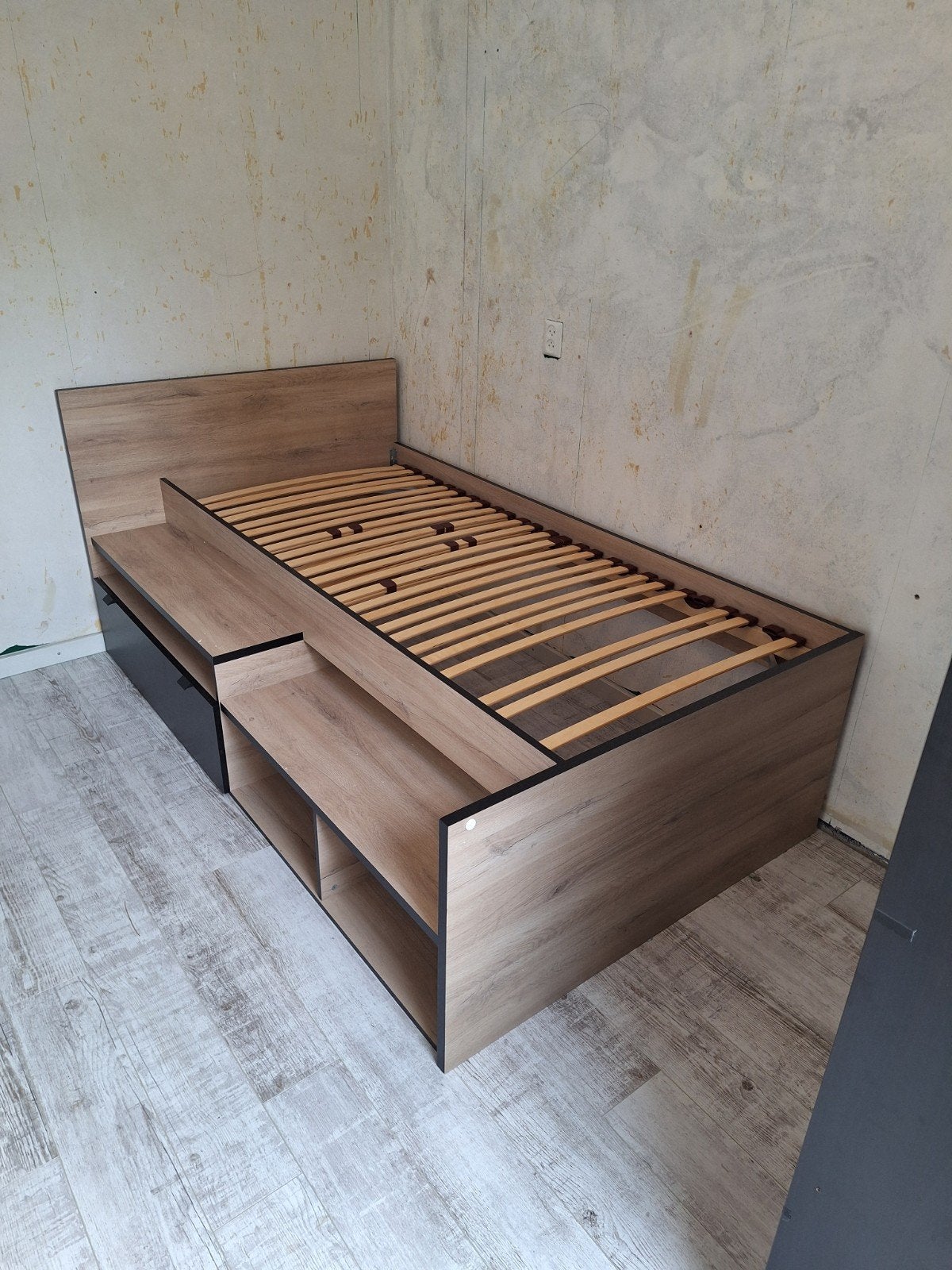Eenpersoonsbed met opbergruimte en lattenbodem, Ophalen, Gebruikt, 90 cm, Eenpersoons