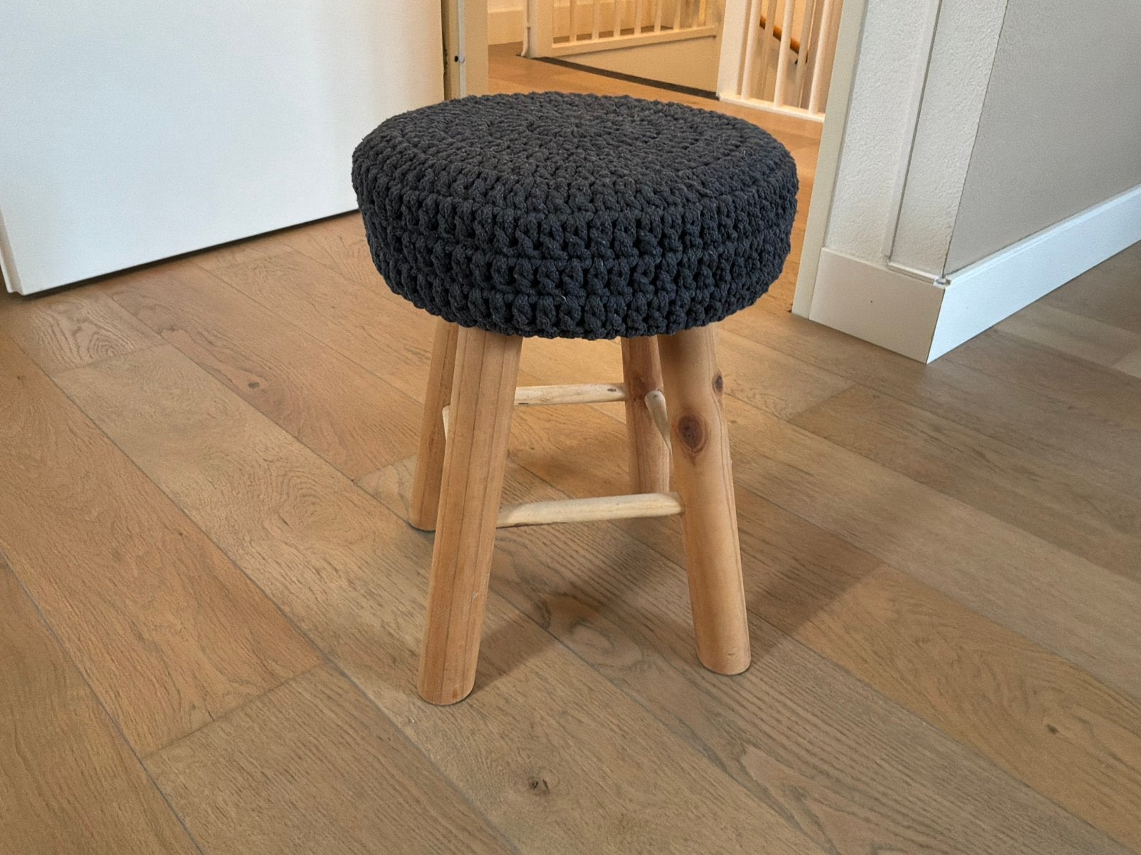 Gaaf krukje, Ophalen, Zo goed als nieuw, Hout