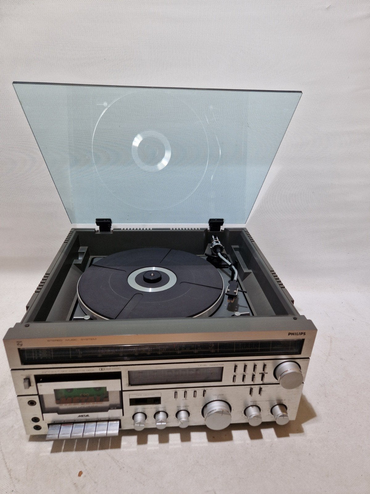 Philips F1719/01 Stereo systeem - Werkend, Onderhoud No, Audio, Tv en Foto, Philips Consumer Lifestyle B.V., High Tech Campus 5, 5656 AE Eindhoven, Nederland