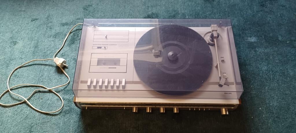 Philips 1410 stereo music center: platenspeler, tuner, deck., Philips, Gebruikt, Automatisch, Ophalen of Verzenden