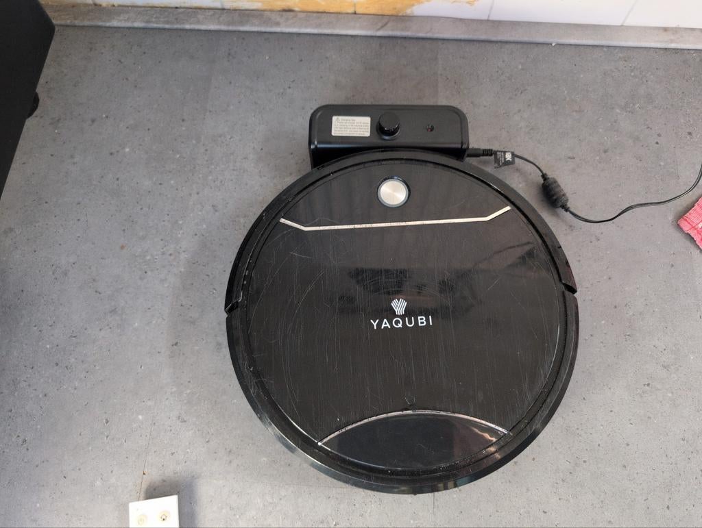 Yaqubi Robotstofzuiger - Zwart, Gebruikt, Gebruikt, Ophalen of Verzenden, Robotstofzuiger, Minder dan 1200 watt