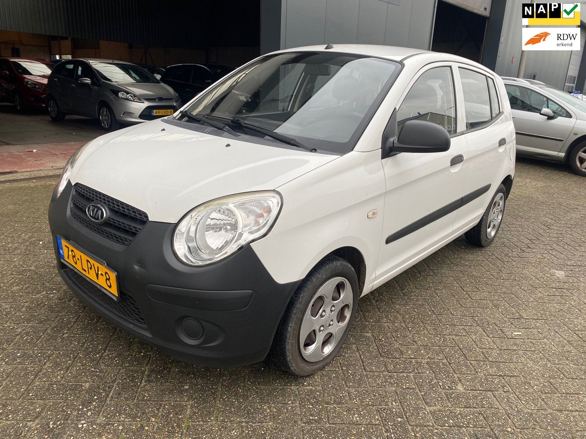 Kia Picanto 1.0 X / APK / NAP / 5DRS / 2 SLEUTELS / NETJES O, 4 cilinders, Wit, Origineel Nederlands, Handgeschakeld
