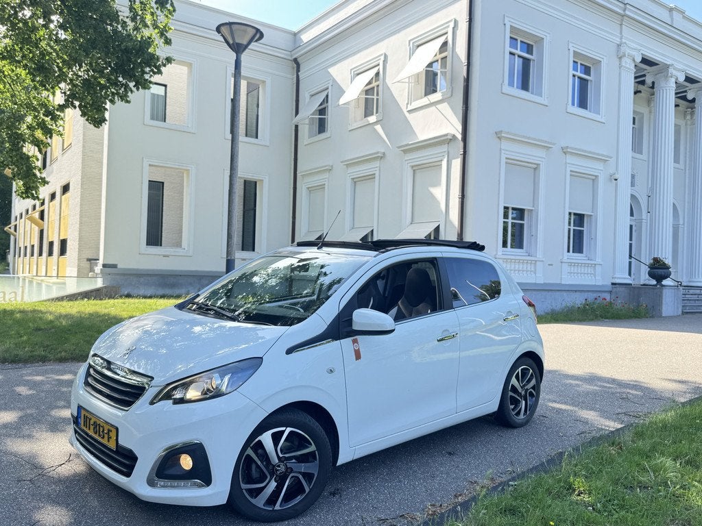 Peugeot 108 1.2 CABRIOTOP! Roland Garros (bj 2016), Voorwielaandrijving, Gebruikt, Euro 6, 1199 cc