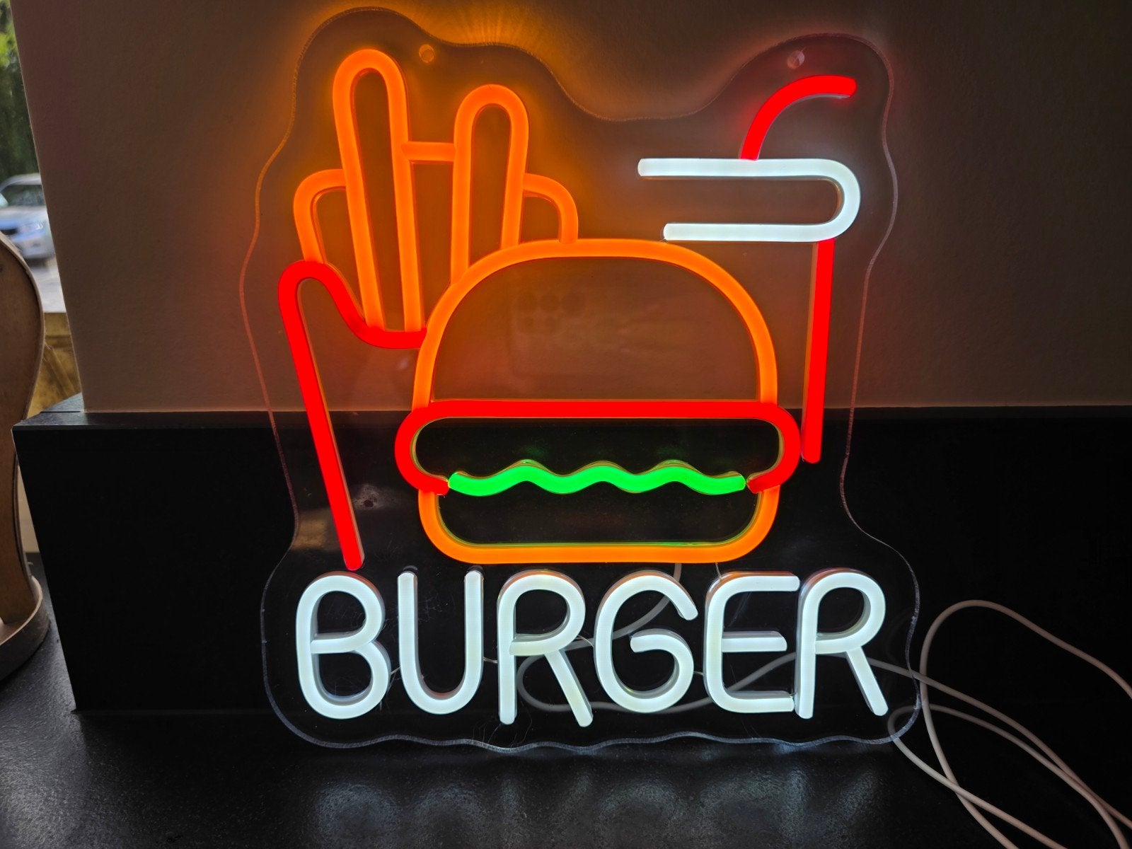 Neon LED reclamebord 'BURGER' met USB aansluiting., Ophalen, Nieuw, Lichtbak of (neon) lamp